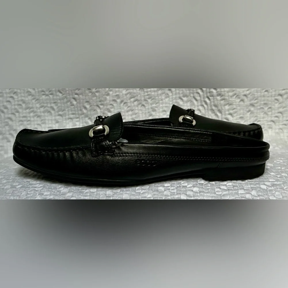 ECCO Women's Chennai Slide in Black SZ 9.5 / 40